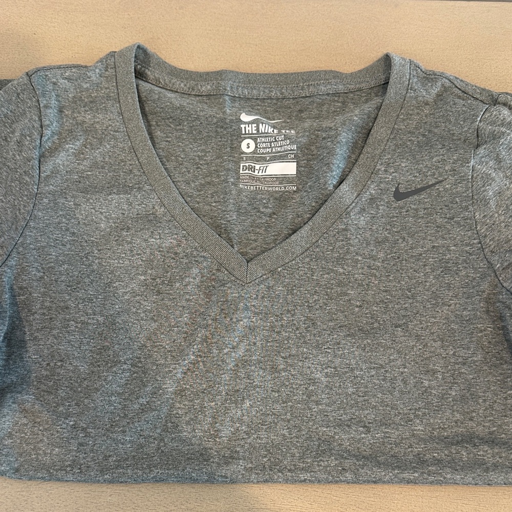 Nike Women's Heather Gray V-Neck Tee